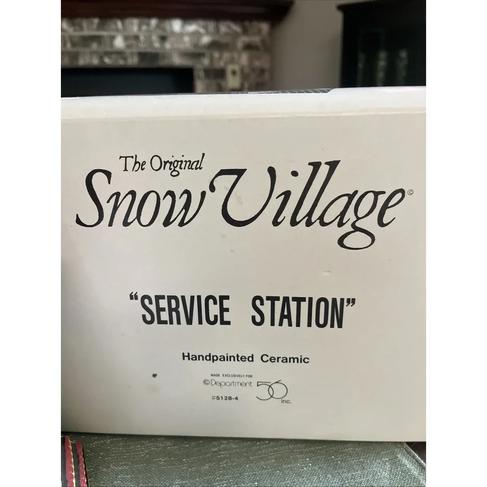 Dept 56 Snow Village 